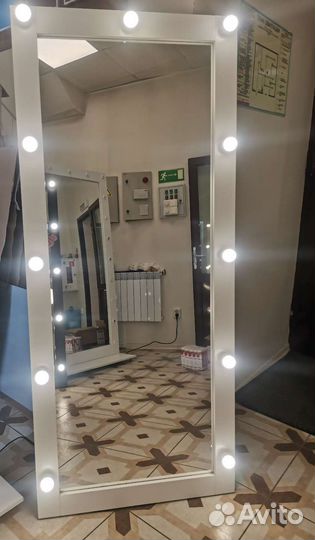 Гримерное зеркало