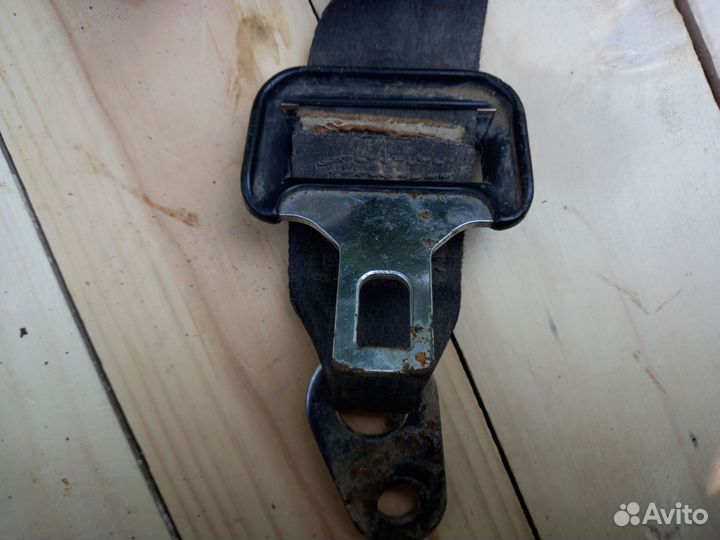 Ремень безопасности