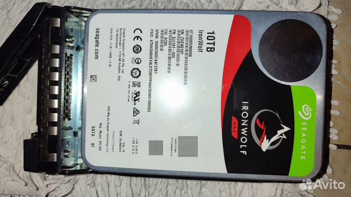 Жесткий диск HDD SSD SATA SAS