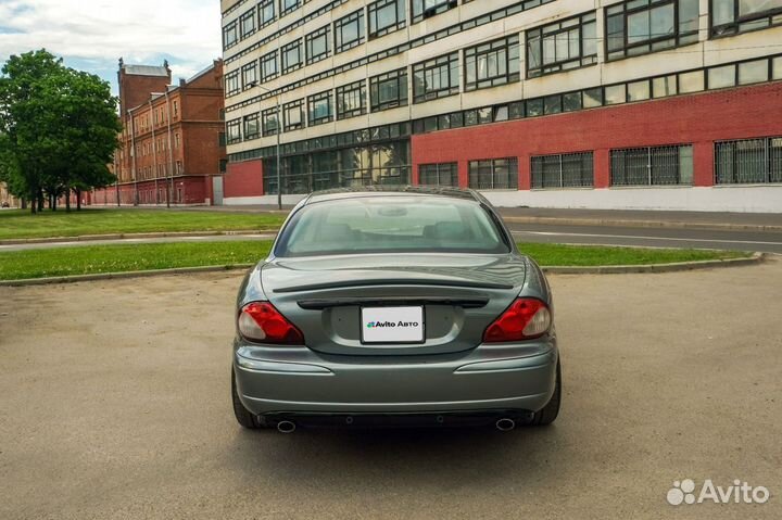 Jaguar X-type 2.5 AT, 2002, 300 000 км