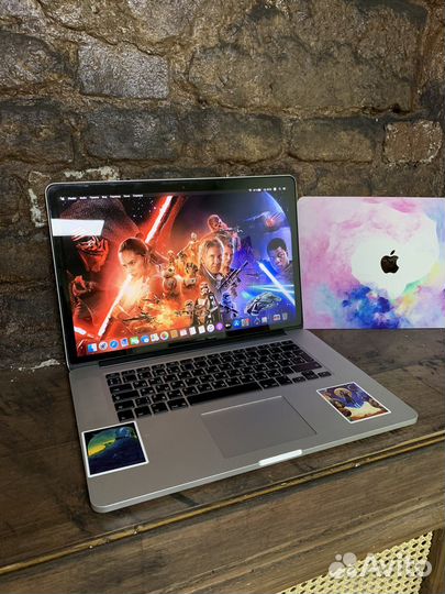 Apple MacBook Pro 15 i7/16Gb/512Gb Чистая Мощь