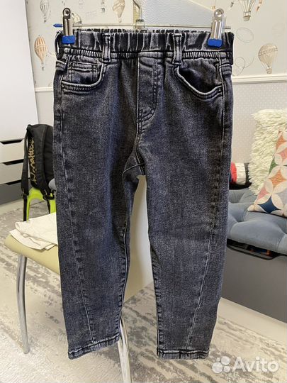 Джинсы zara