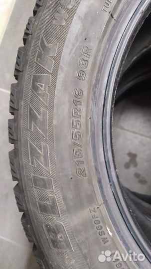 Bridgestone Blizzak WS-60 215/55 R16
