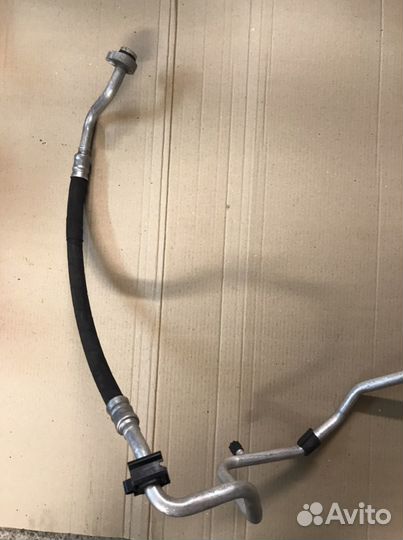 Трубка кондиционера Volkswagen Sharan 7N