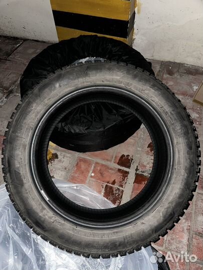 Pirelli Ice Zero 245/50 R19 105H