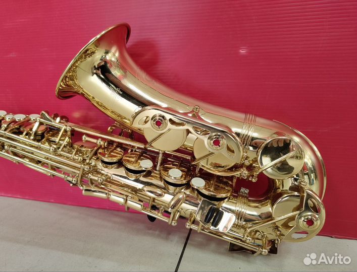 Саксофон Amati Kraslice