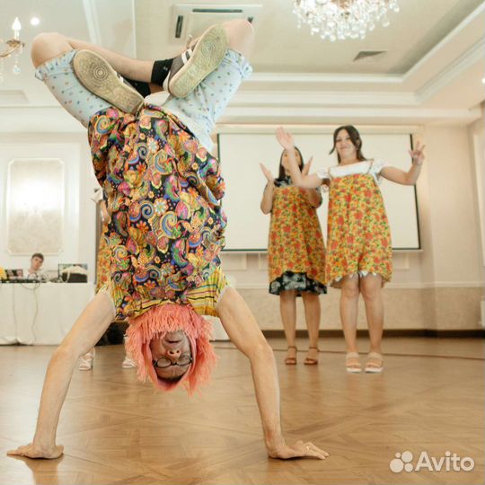 Ведущий тамада