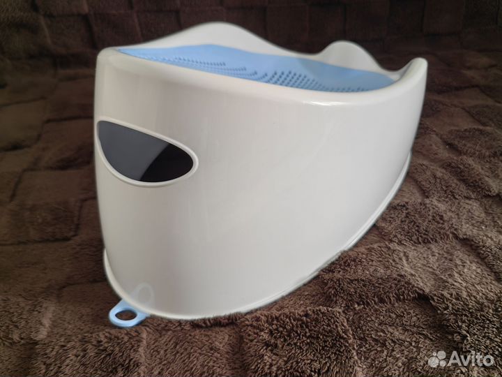 Горка лежак для купания детская