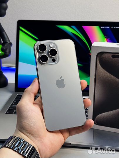 iPhone 15 Pro Max, 256 ГБ