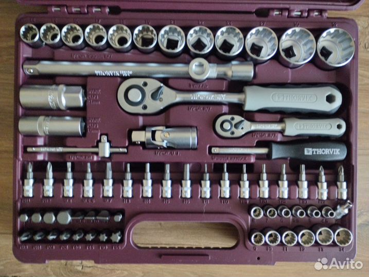 Набор инструмента универсальный 82 шт