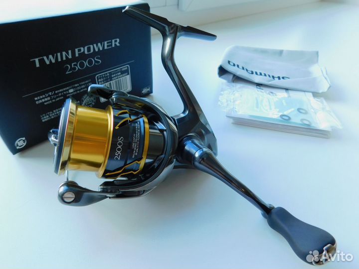 Shimano 20 Twin Power 2500S