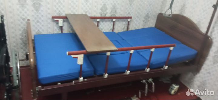 Медицинская кровать для лежачих больных бу