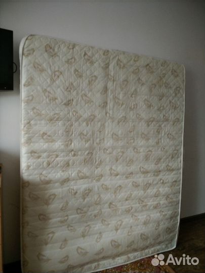 Матрас 160х200 бу