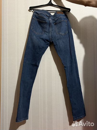 Джинсы