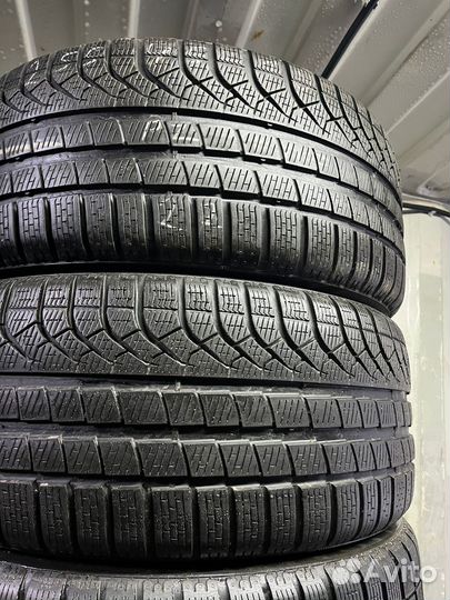Pirelli P Zero Winter 255/45 R19 и 285/40 R19