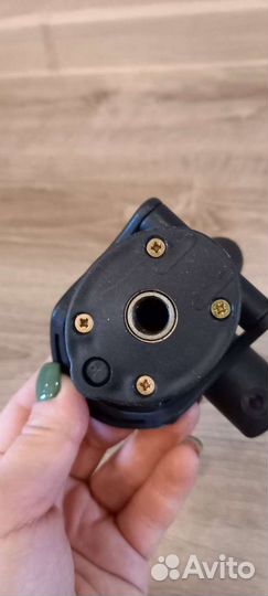 Блок крепление поворотного колеса Zippy,Tutis лево