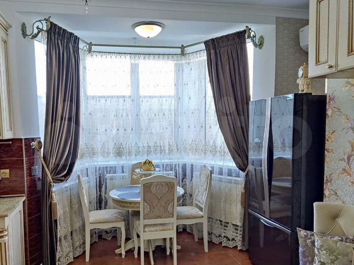 Дом 315 м² на участке 10 сот.