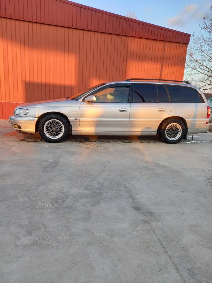Opel Omega: фото владельца