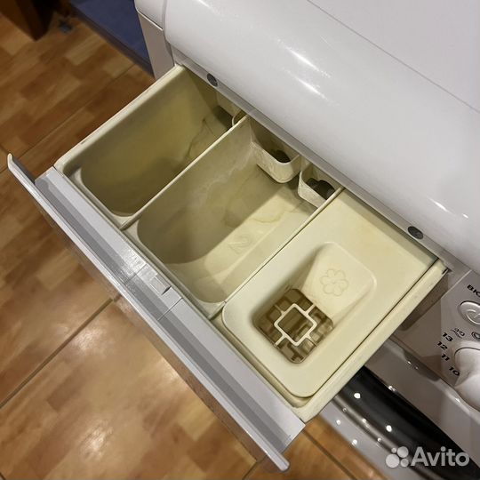 Стиральная машина Indesit 4 кг