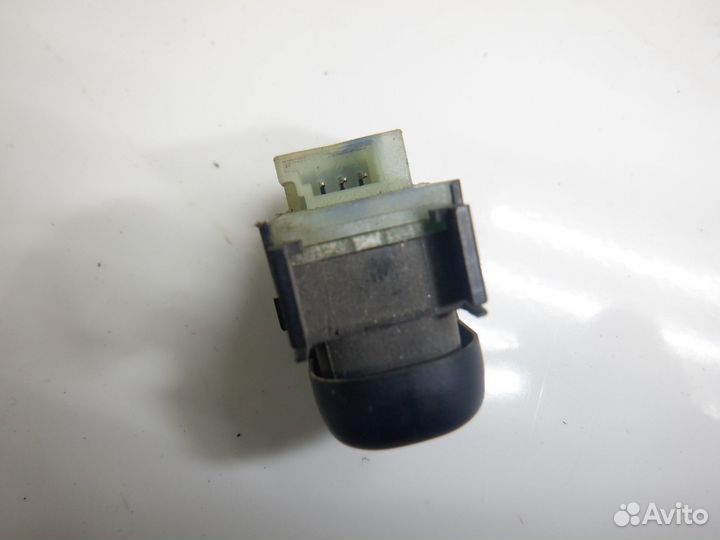Кнопка стеклоподъемника Mercedes W220 S Class