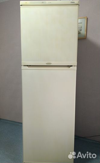 Холодильник бу Stinol
