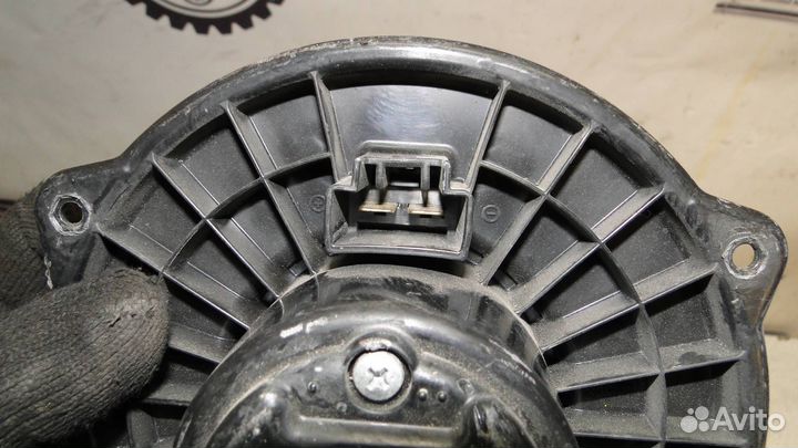 Моторчик печки Toyota Sienna 2 2005 3.3