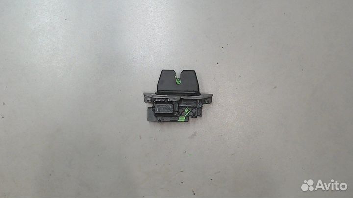 Замок багажника Ford Escape 2015, 2017