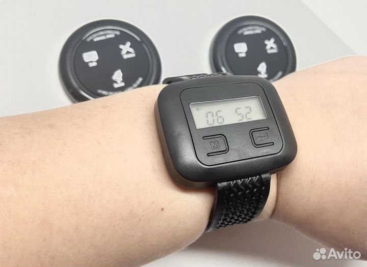 Кнопка вызова официанта Ультра черная и часы