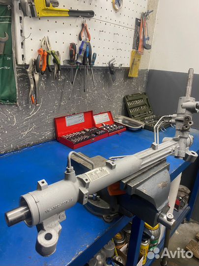 Рулевая рейка Ford Focus II без датчика