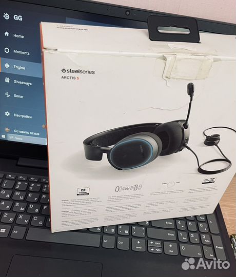 Игровые наушники Steelseries Artics 5