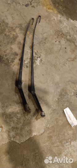 Поводки стеклоочистителя Audi A6 (C5)