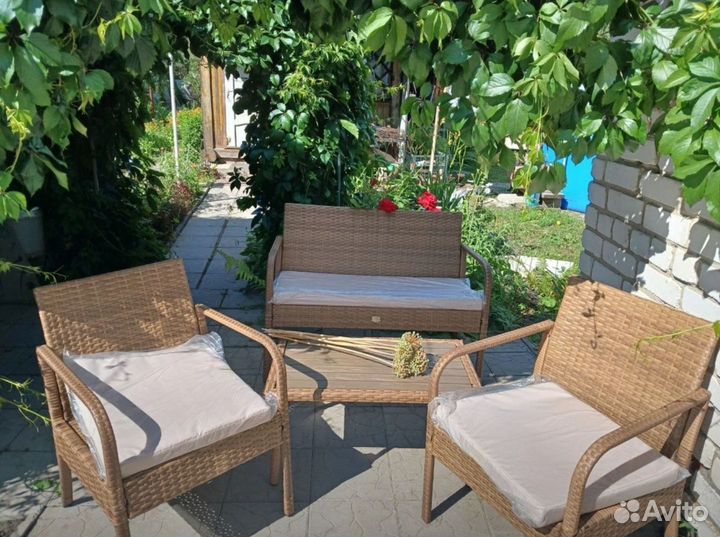 Мебель из ротанга набор садовой мебели Лиссабон