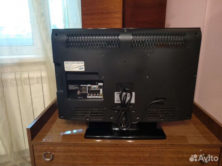 Телевизор samsung