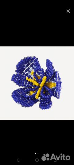 Брошь из бисера