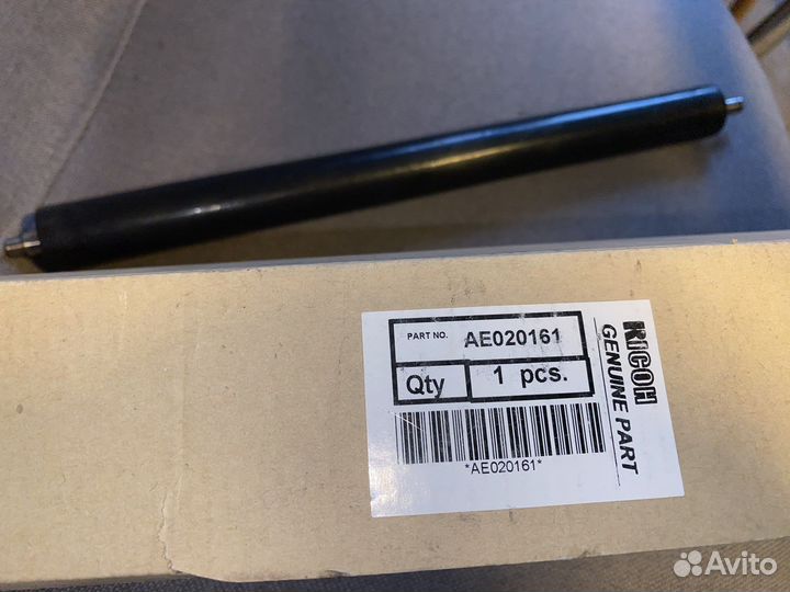 Прижимной вал Ricoh AE020161