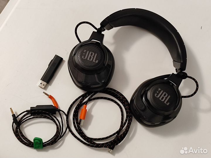 Беспроводные наушники jbl quantum 600