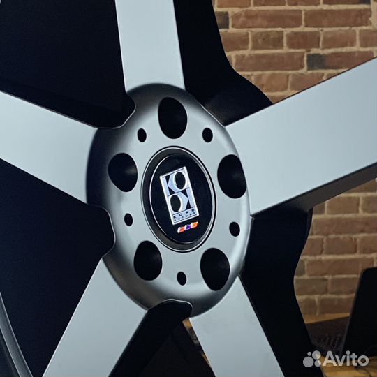 Диски r22 на infiniti qx70 fx genesis gv60 gv70