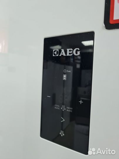 Холодильник AEG Dynamic Air Technology