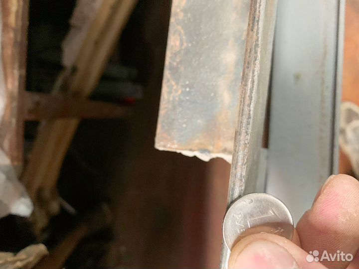 Дверь входная металлическая