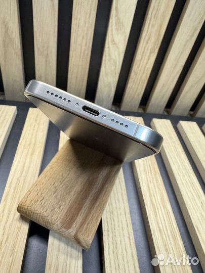 iPhone 15 Pro Max, 256 ГБ