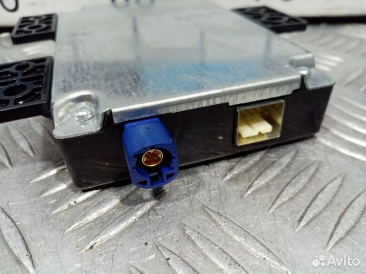 Б/У Блок управления мультимедийным интерфей#001