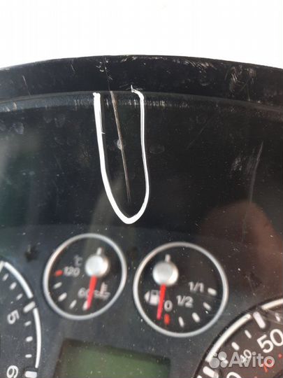 Щиток приборов (приборная панель) Ford Fiesta