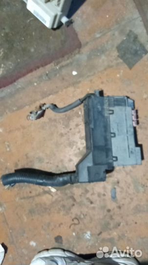 Блок предохранителей Nissan Primera p12