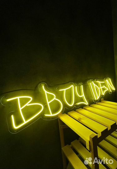 Неоновая вывеска на заказ Маникюр