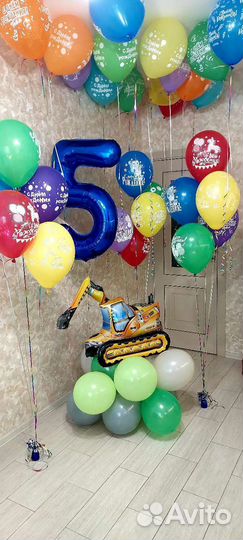 Воздушные шары с гелием, фонтан из шаров