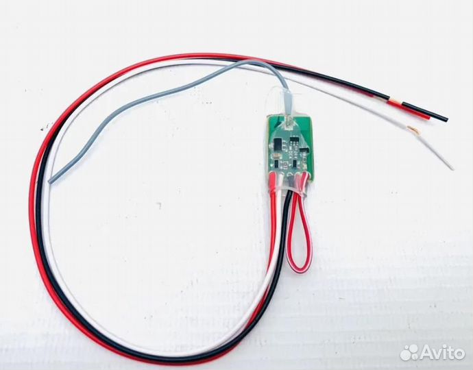 Бесконтактный сенсор кнопка BS