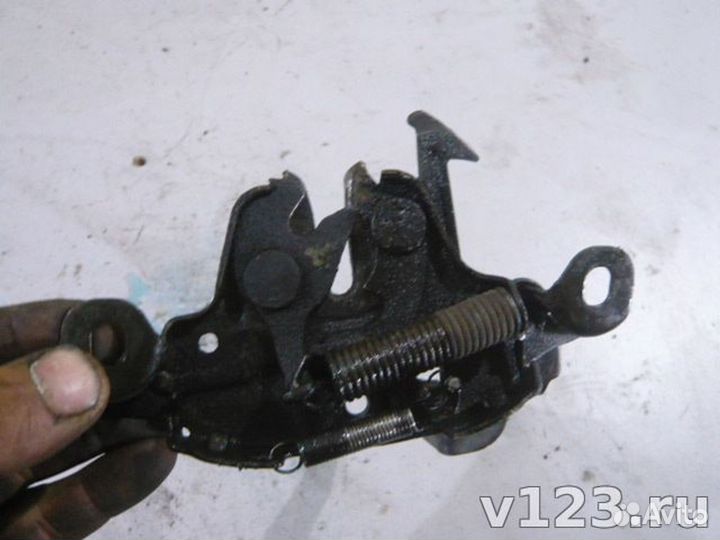 Замок капота Nissan Teana J31 2003-2008 33968