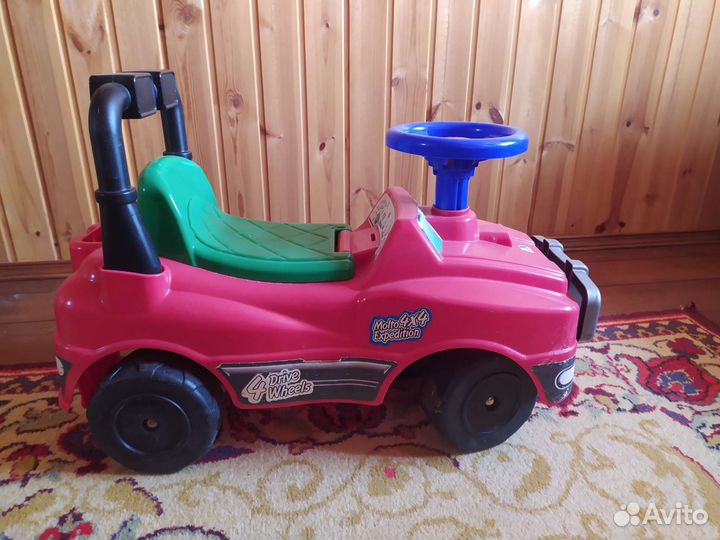 Машинка-каталка + трёхколёсный велосипед