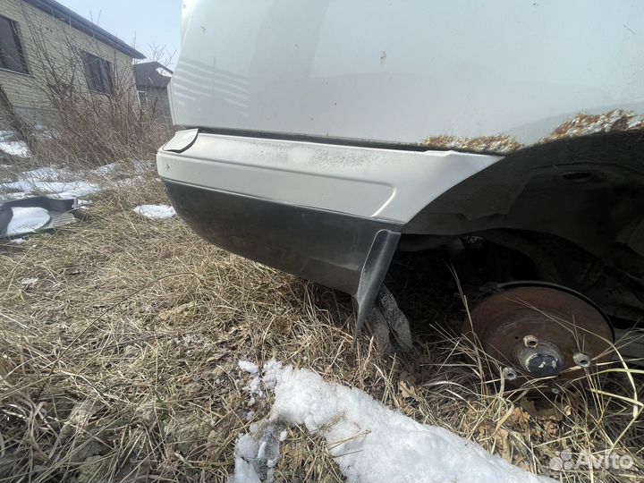 Задний бампер Primera P11 Универсал Рест