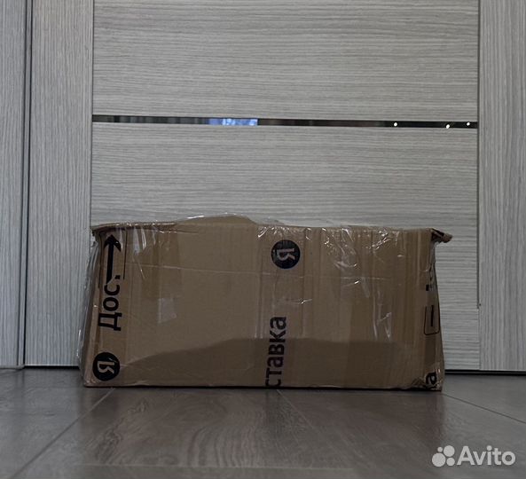 Коробка с вещами